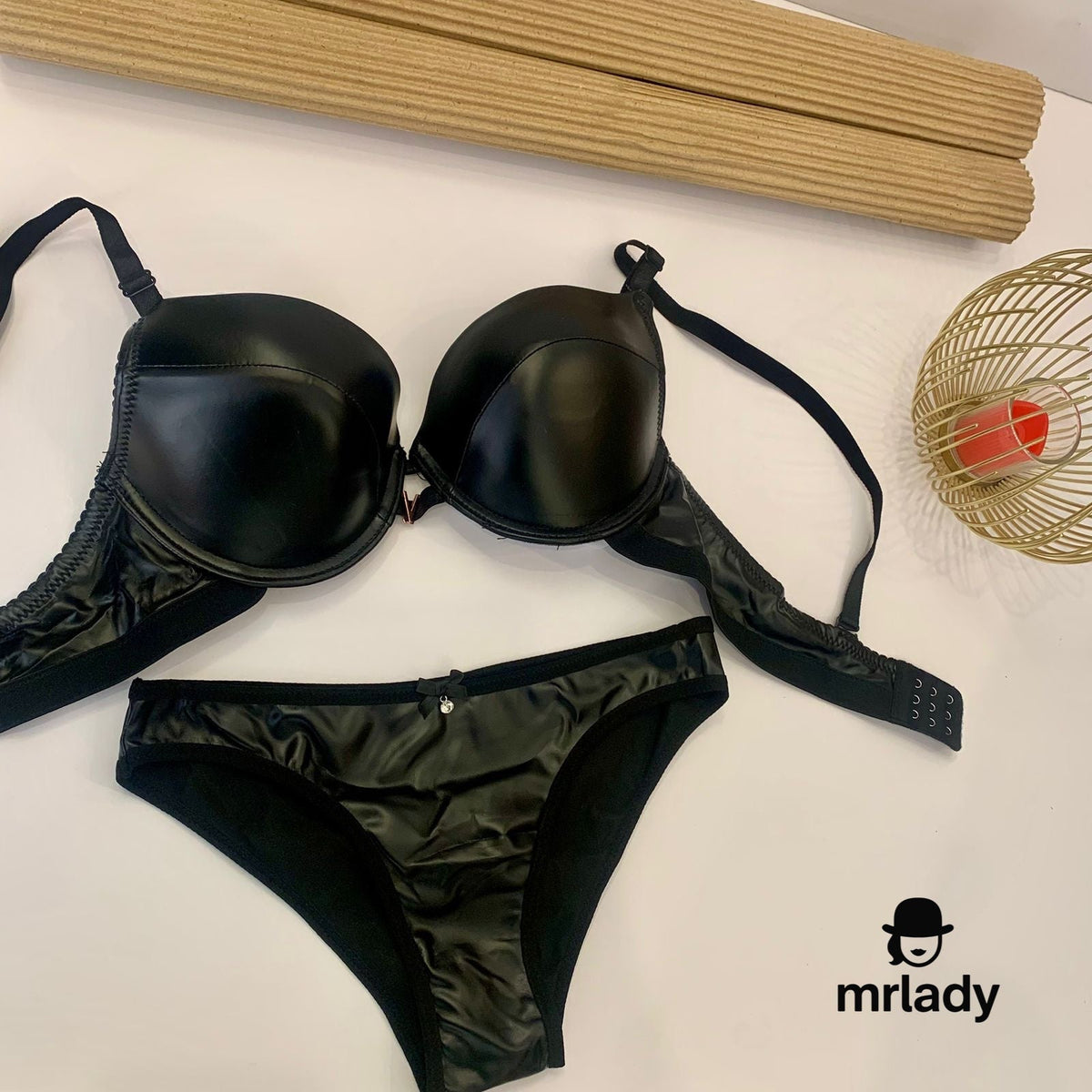LEATHER THIN PAD BRA SET